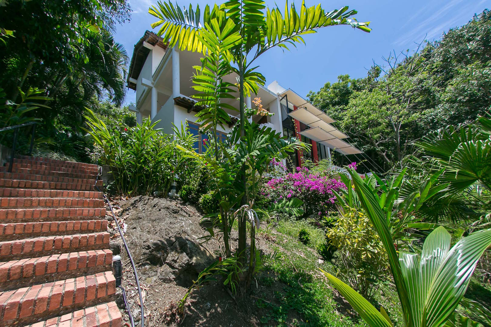 3 bed Single Family Homes For Sale in Manuel Antonio, Puntarenas - thumb 28