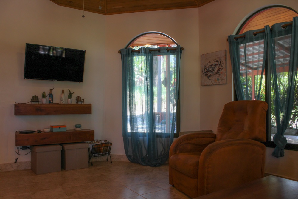 5 bed Single Family Homes For Sale in Ojochal, Puntarenas - thumb 17