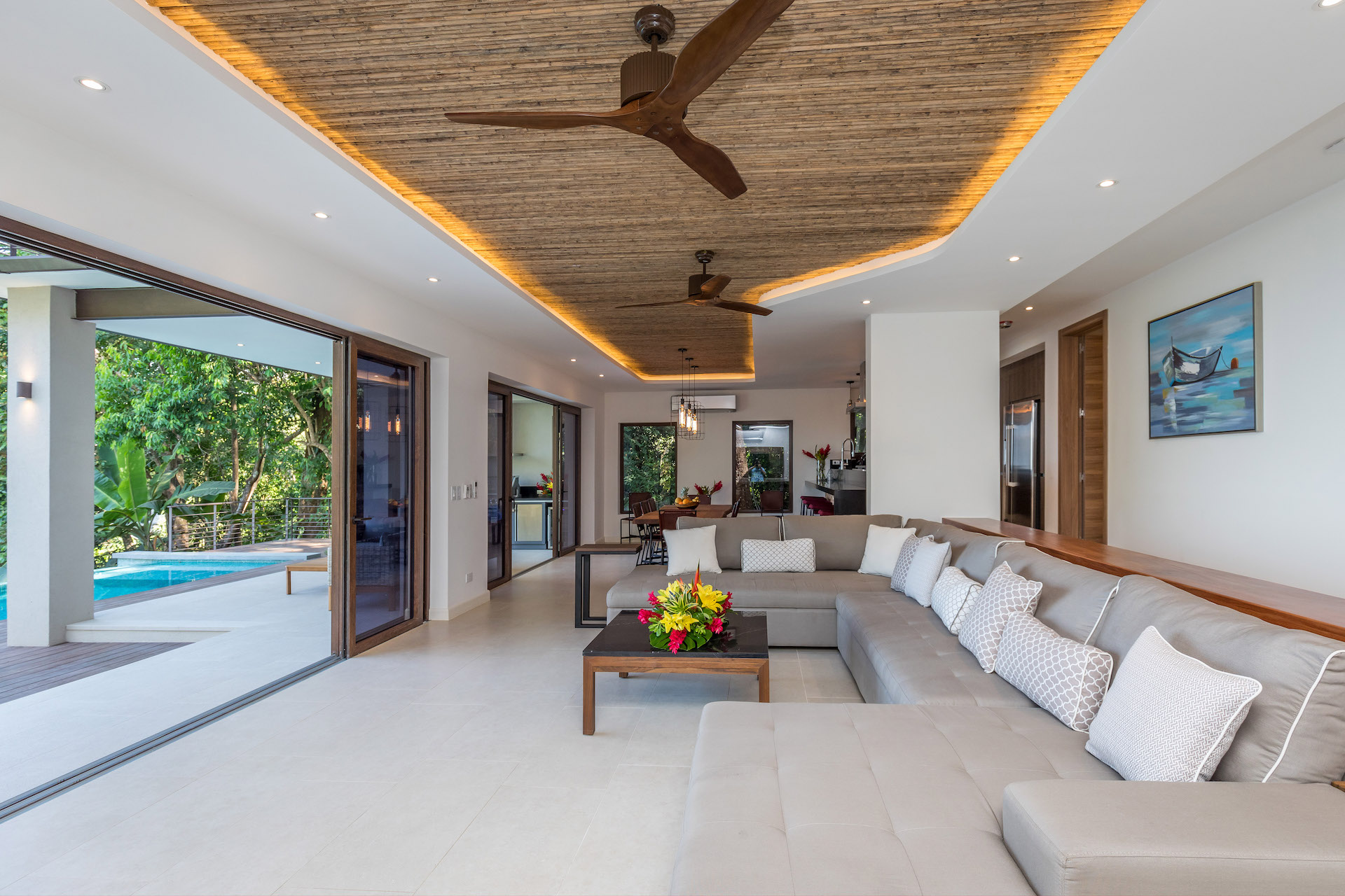 6 bed Single Family Homes For Sale in Manuel Antonio, Puntarenas - thumb 2