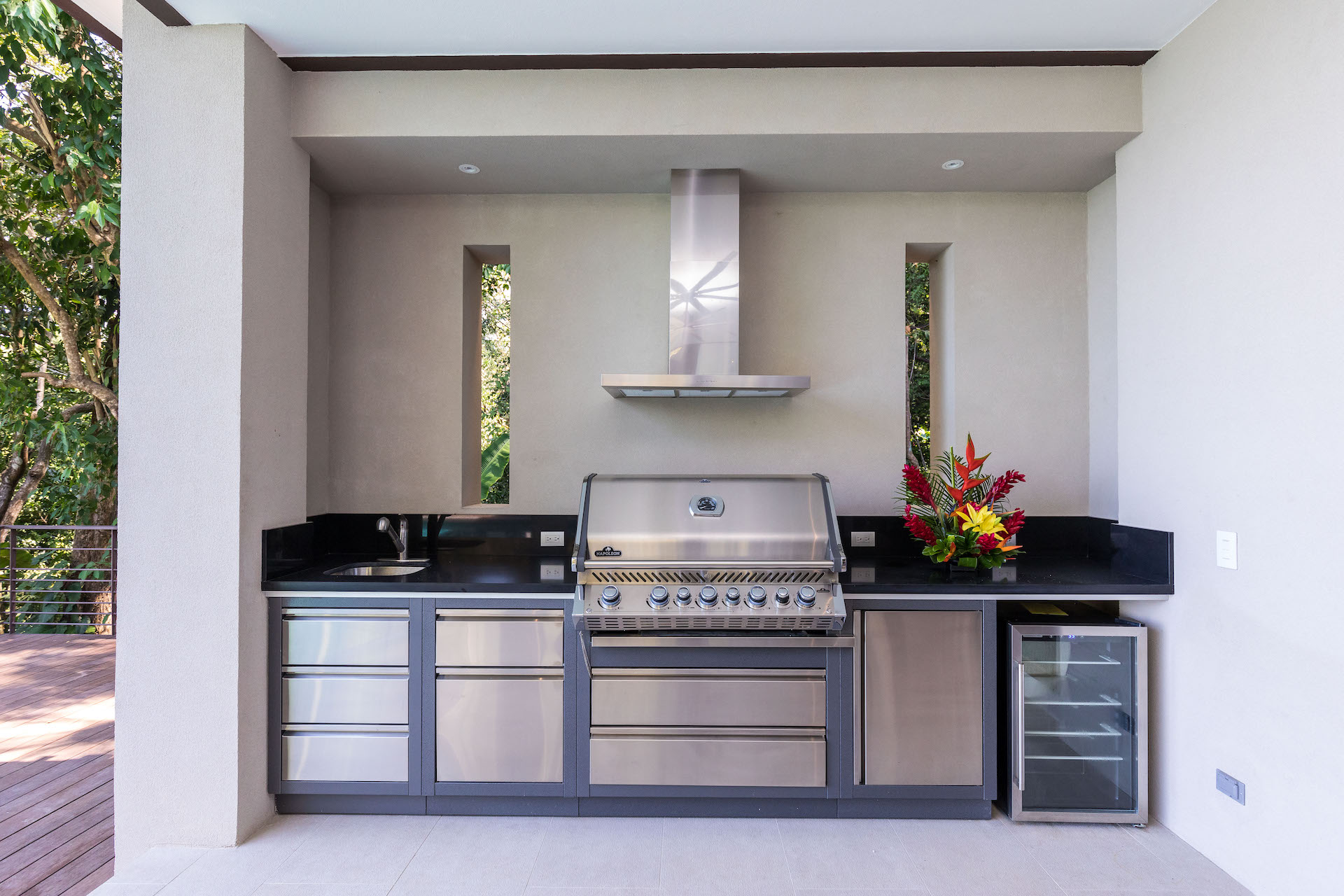 6 bed Single Family Homes For Sale in Manuel Antonio, Puntarenas - thumb 18