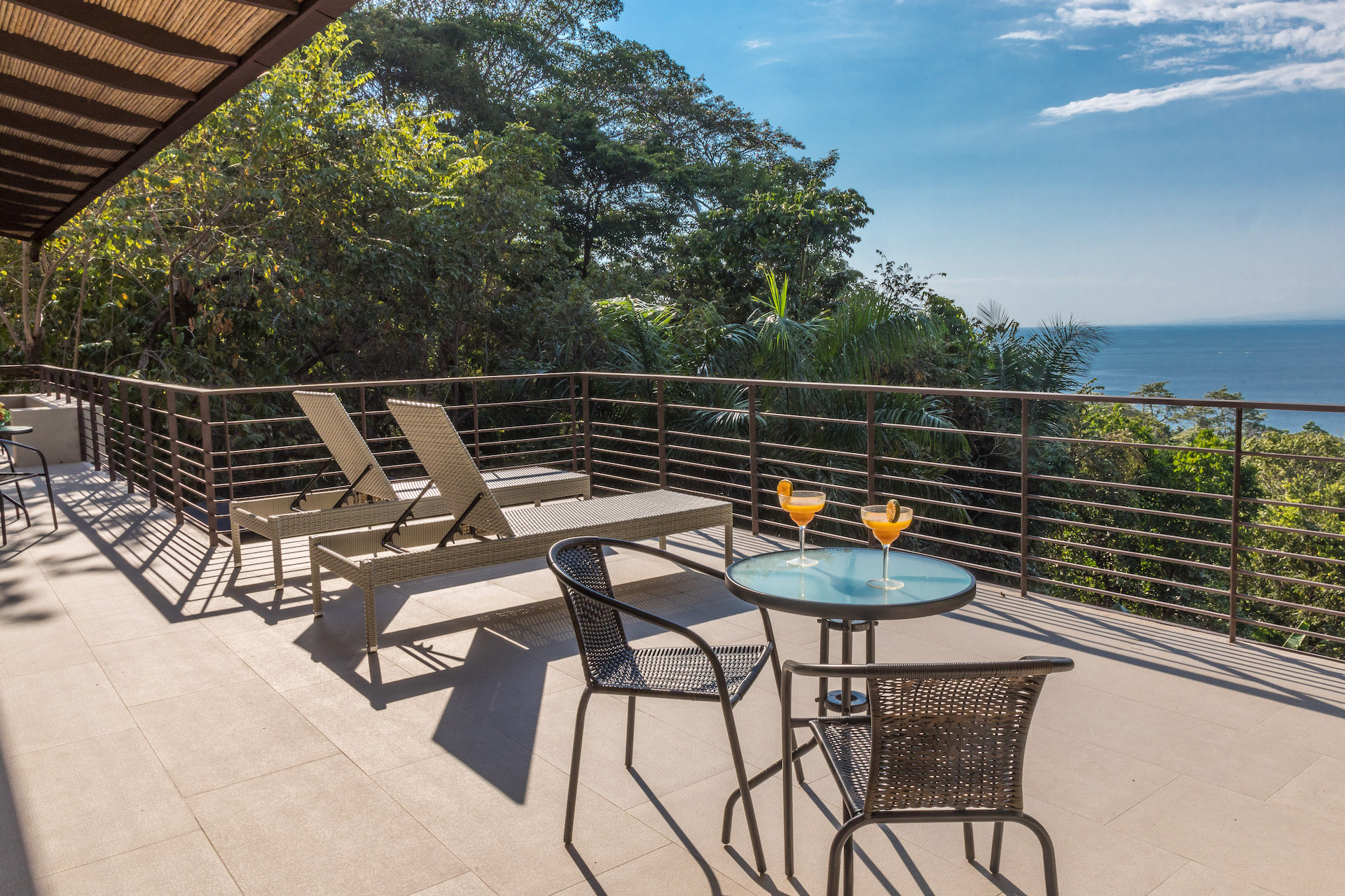 6 bed Single Family Homes For Sale in Manuel Antonio, Puntarenas - thumb 10