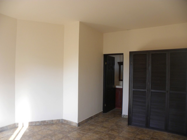 4 bed Single Family Homes For Sale in Esterillos, Puntarenas - thumb 17