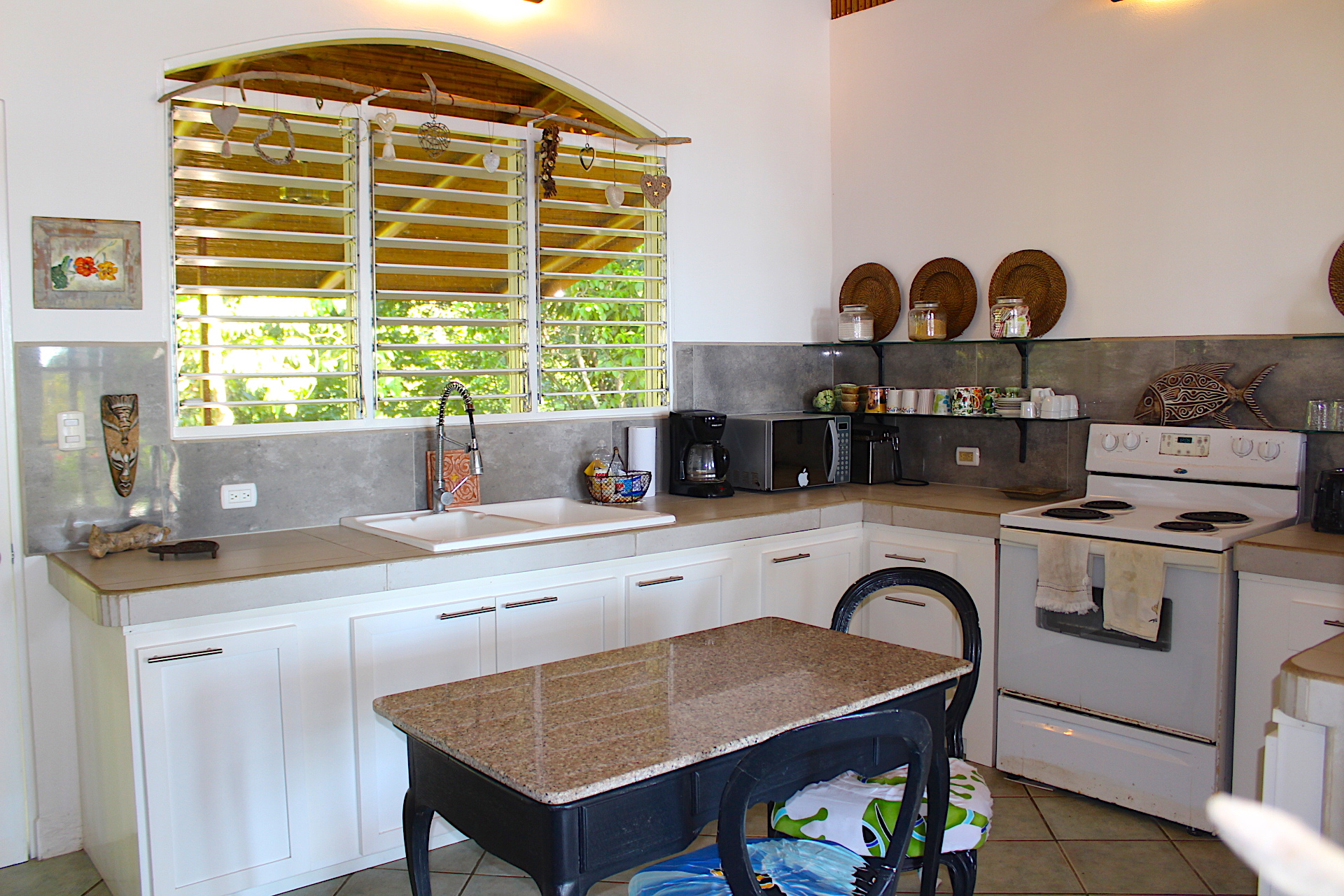 3 bed Single Family Homes For Sale in Dominical, Puntarenas - thumb 24