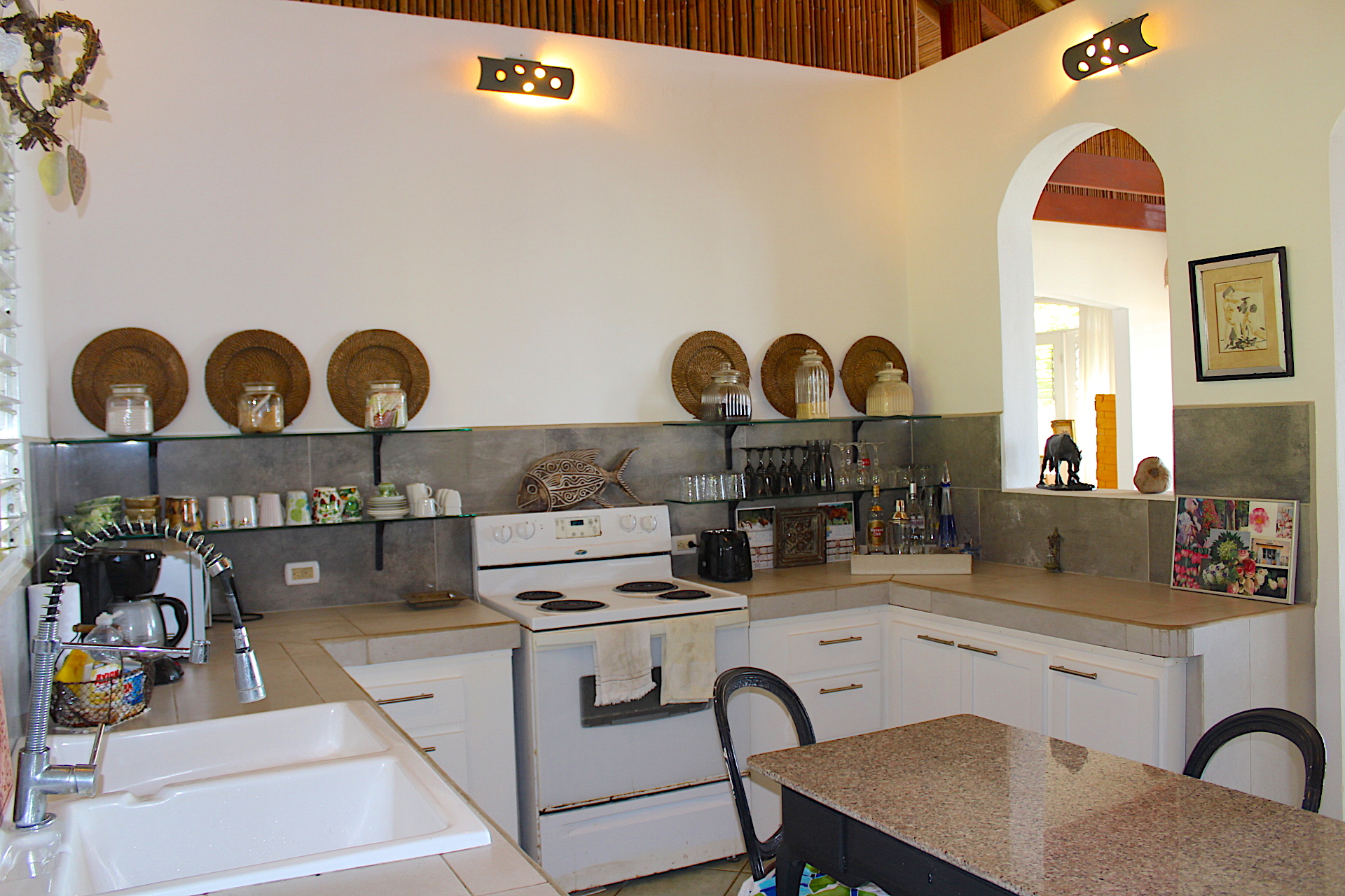 3 bed Single Family Homes For Sale in Dominical, Puntarenas - thumb 23