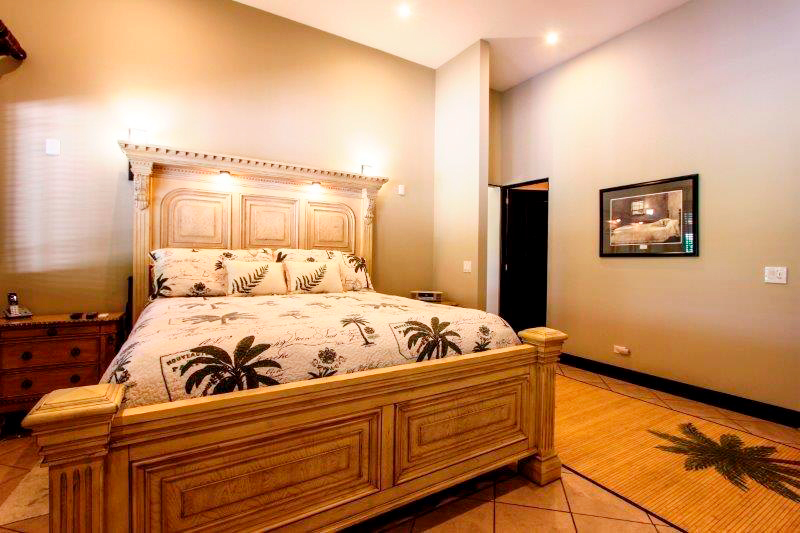4 bed Single Family Homes For Sale in Jaco, Puntarenas - thumb 15