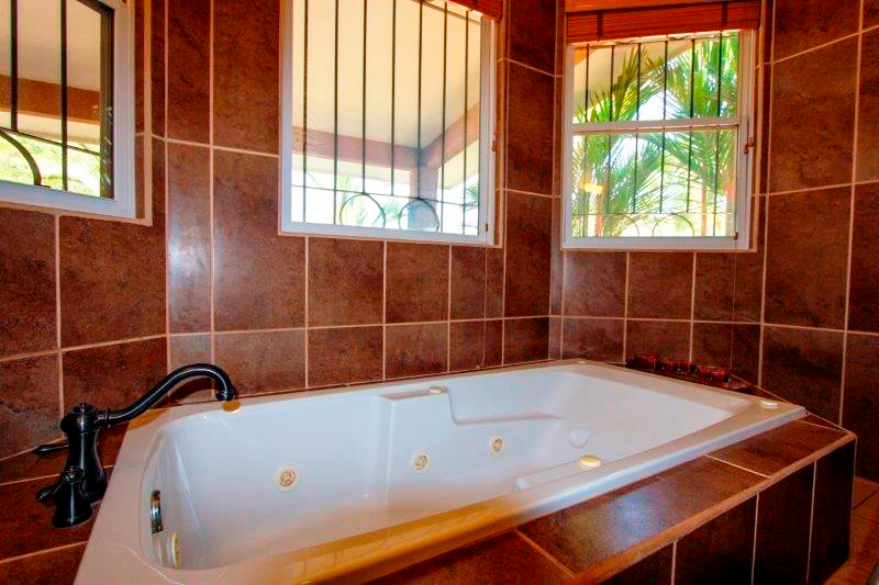 4 bed Single Family Homes For Sale in Jaco, Puntarenas - thumb 19