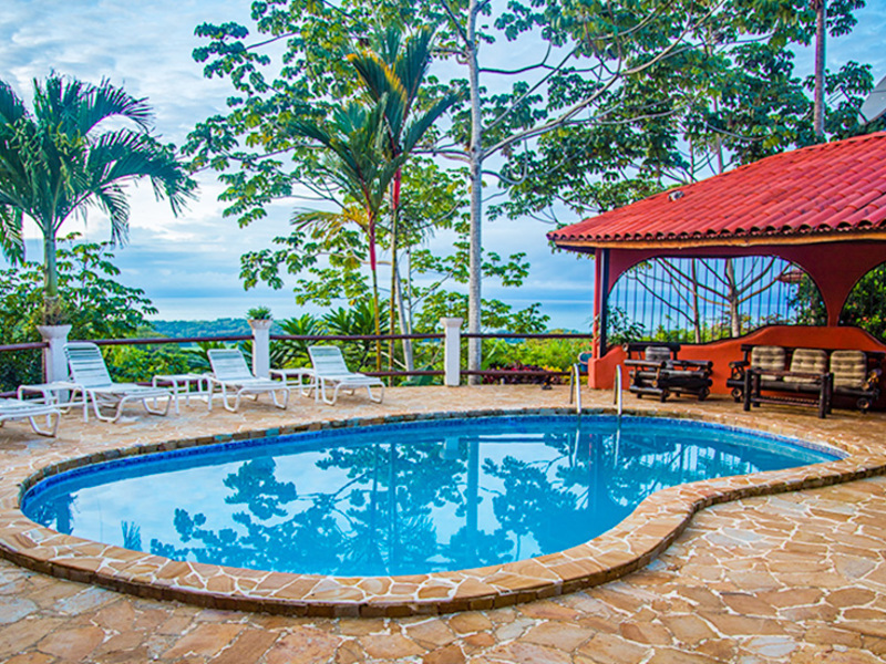 6 bed Single Family Homes For Sale in Dominical, Puntarenas - 1