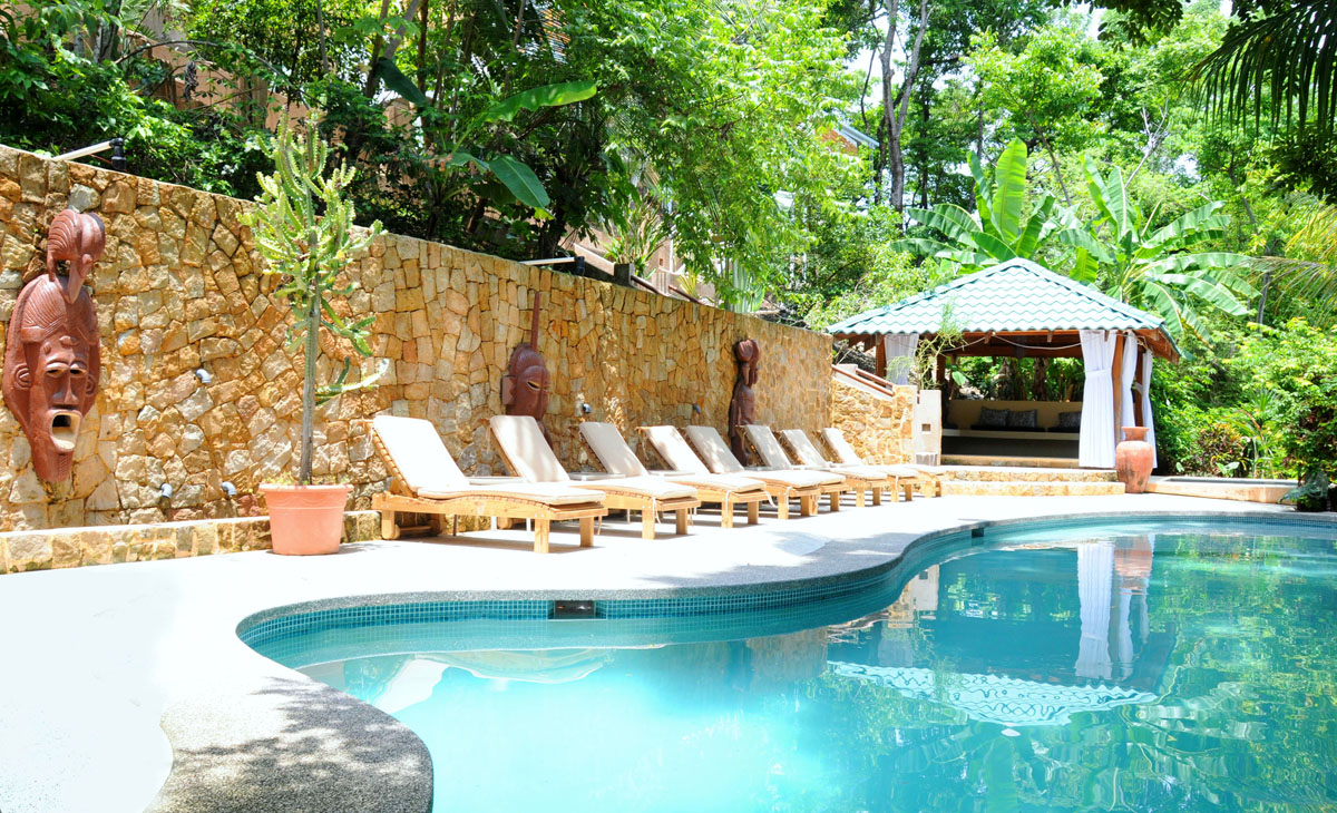 10 bed Hotel / Leisure For Sale in Puntarenas, Puntarenas - thumb 1