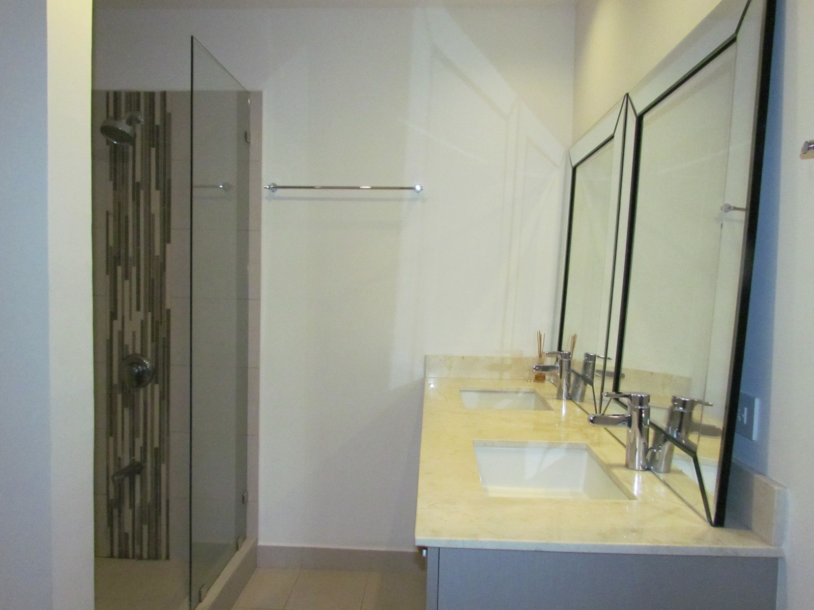 3 bed Apartment For Sale in Escazu, San Jose - thumb 6