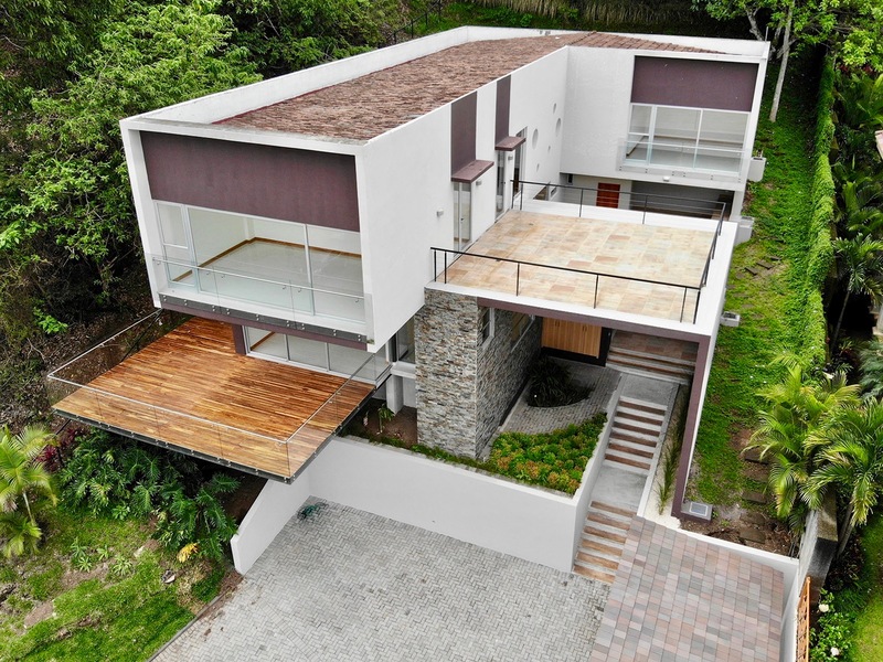 4 bed Single Family Homes For Sale in Escazu, San Jose - 1