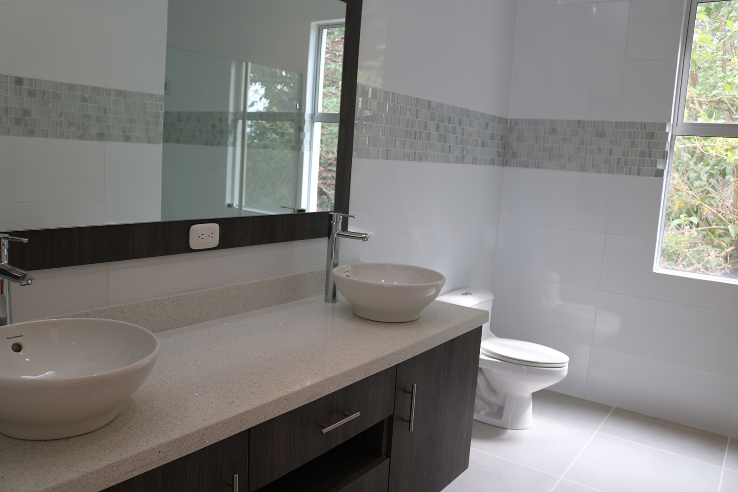 4 bed Single Family Homes For Sale in Escazu, San Jose - thumb 16