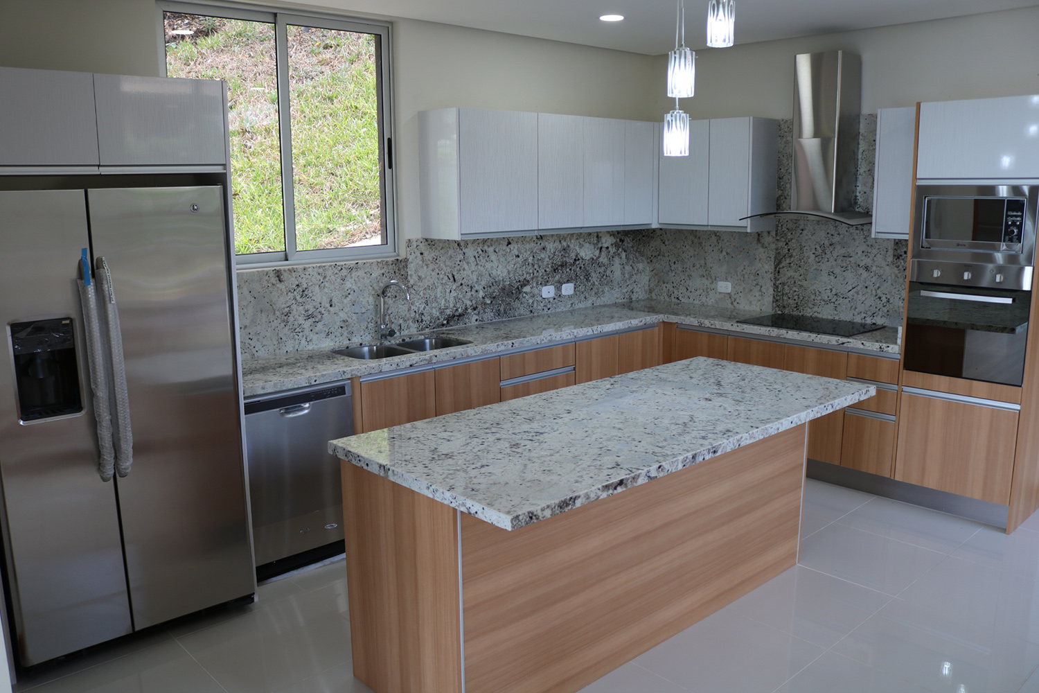 4 bed Single Family Homes For Sale in Escazu, San Jose - thumb 10