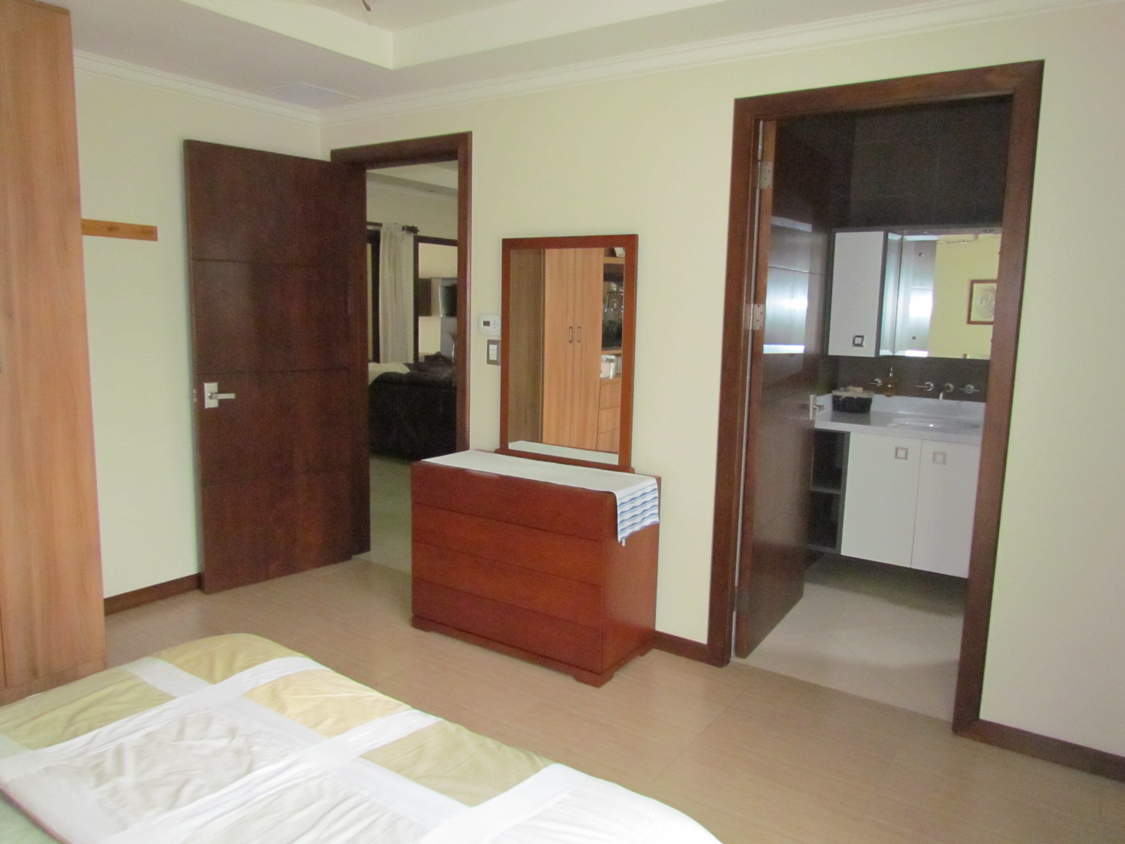 5 bed Single Family Homes For Sale in Santa Ana, San Jose - thumb 13