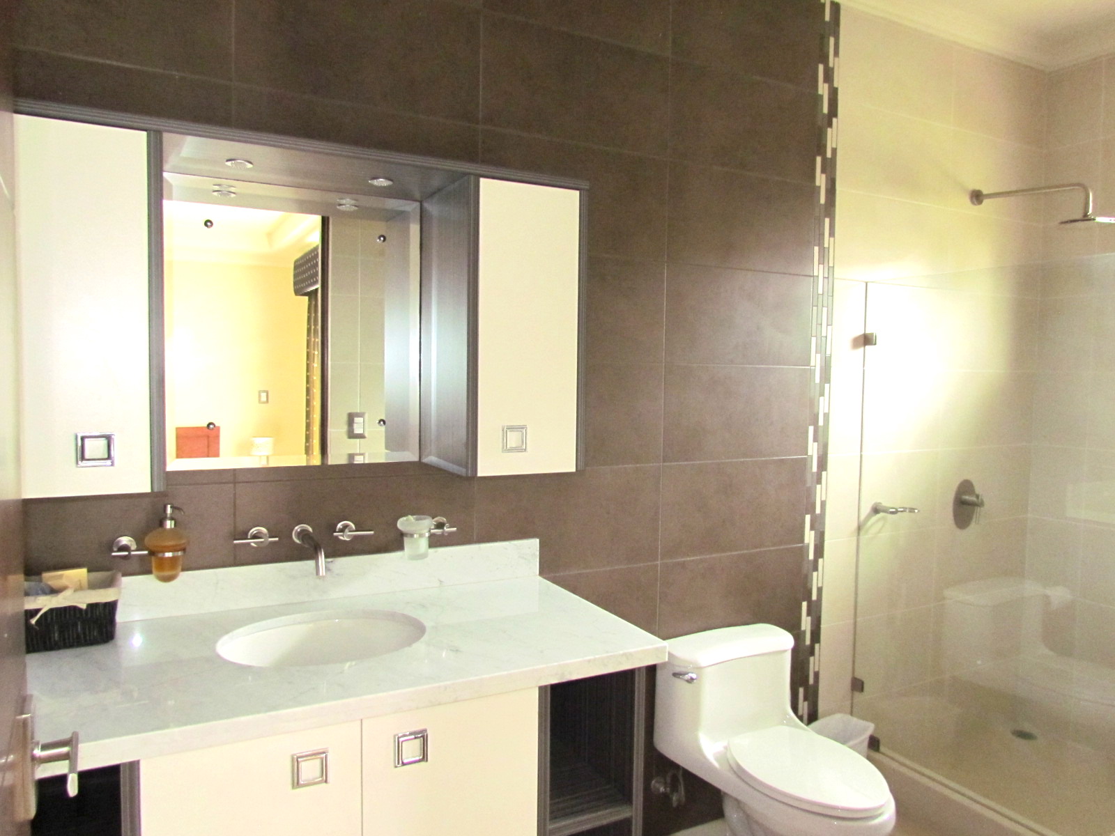 5 bed Single Family Homes For Sale in Santa Ana, San Jose - thumb 16