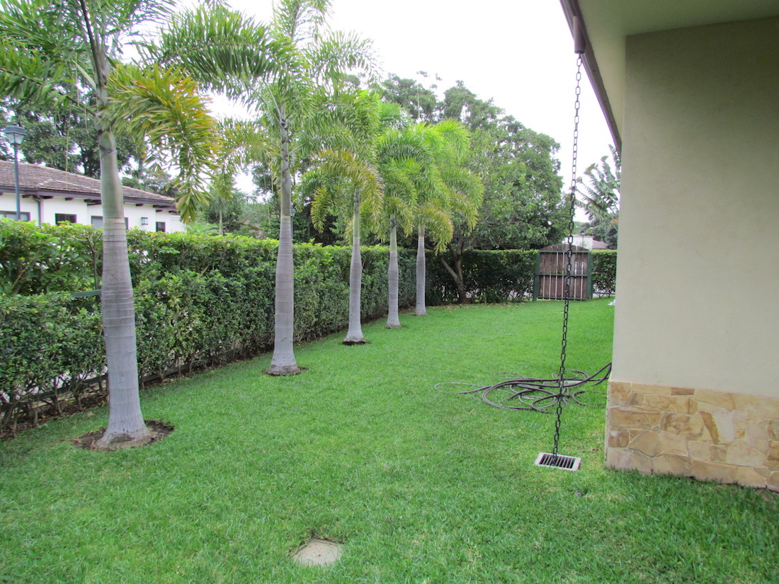 5 bed Single Family Homes For Sale in Santa Ana, San Jose - thumb 20