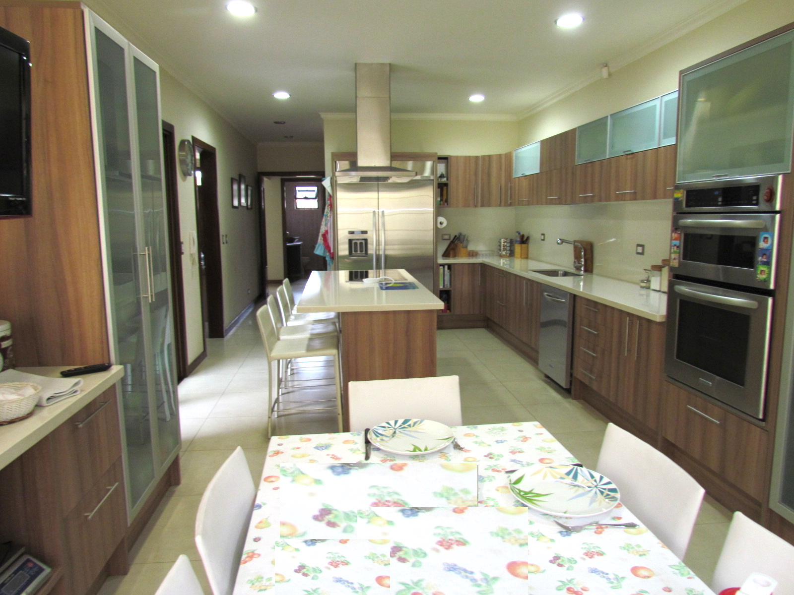 5 bed Single Family Homes For Sale in Santa Ana, San Jose - thumb 6