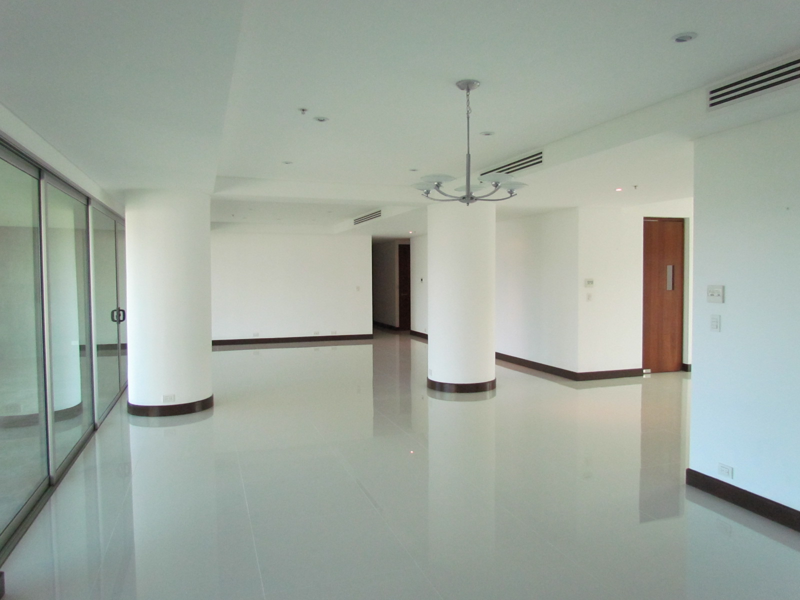 3 bed Apartment For Sale in Escazu, San Jose - thumb 3