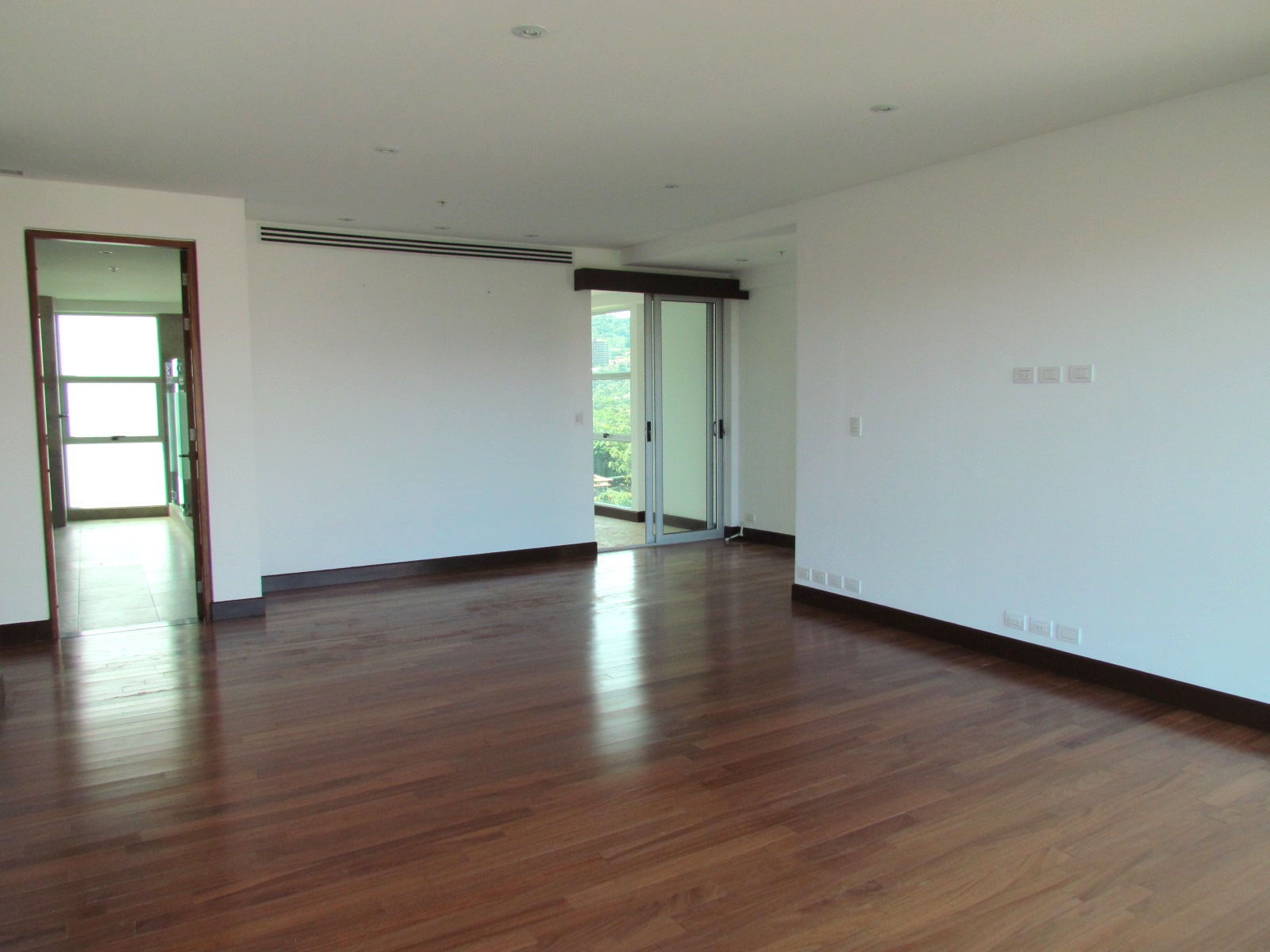 3 bed Apartment For Sale in Escazu, San Jose - thumb 11