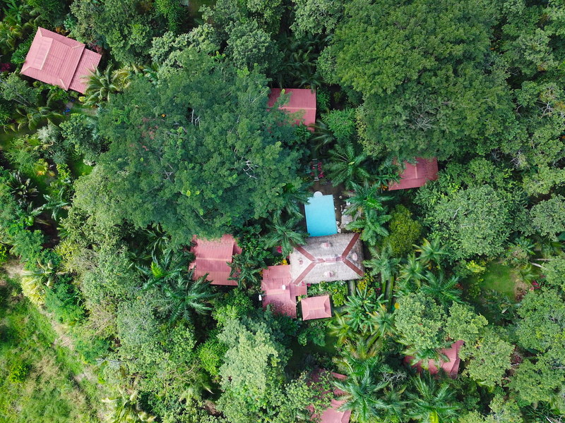 15 bed Hotel / Leisure For Sale in Quepos, Puntarenas - 1