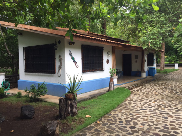 4 bed Single Family Homes For Sale in Junquillal, Guanacaste - thumb 7