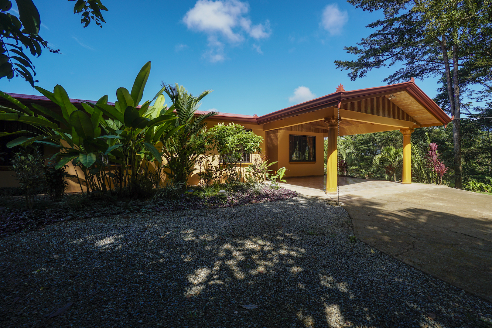 3 bed Single Family Homes For Sale in Dominical, Puntarenas - thumb 2