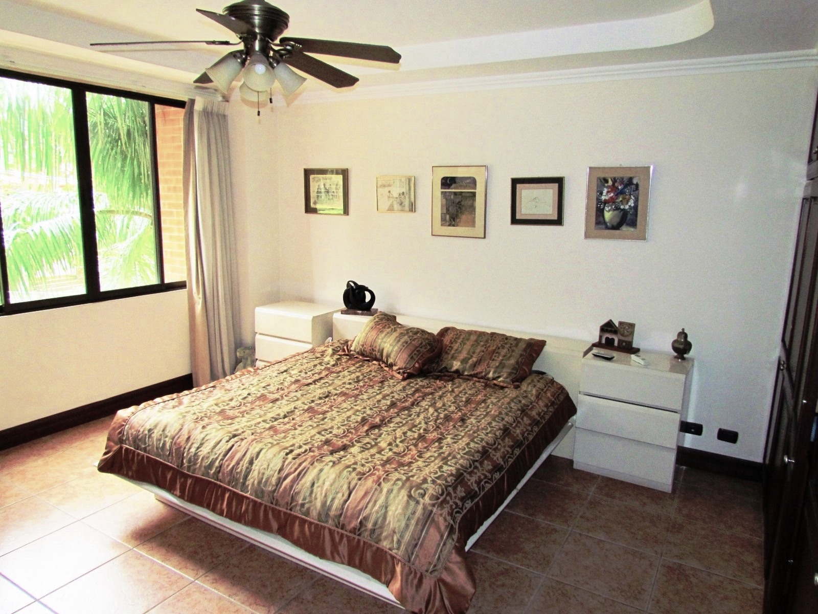 3 bed Condo For Sale in Escazu, San Jose - thumb 16