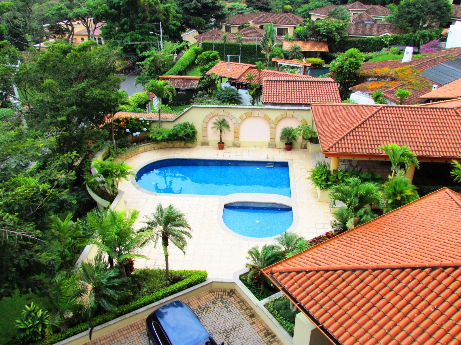 3 bed Condo For Sale in Escazu, San Jose - thumb 7