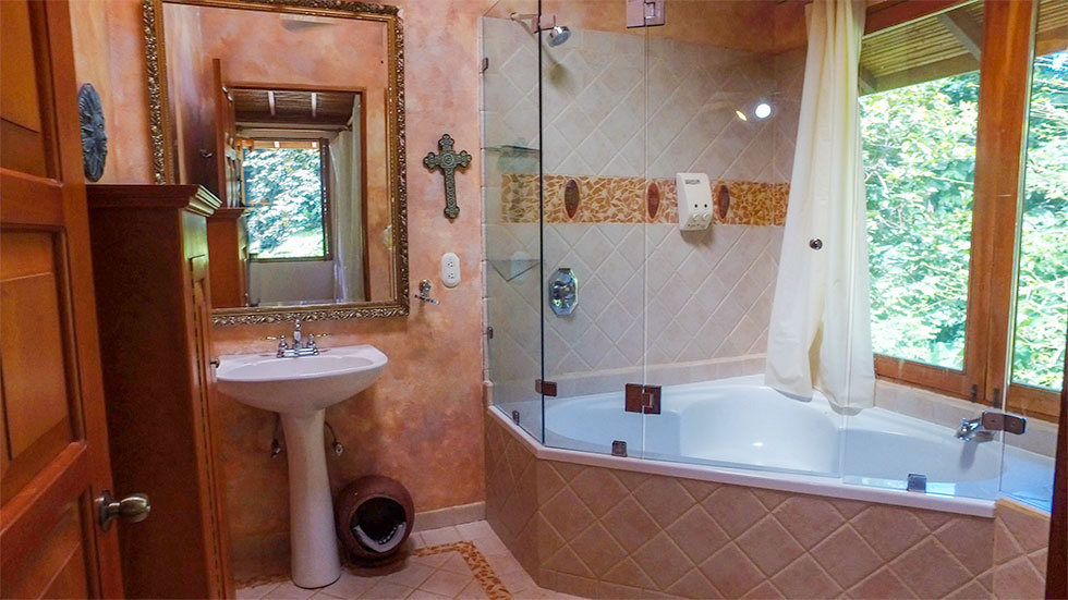 7 bed Single Family Homes For Sale in Dominical, Puntarenas - thumb 17