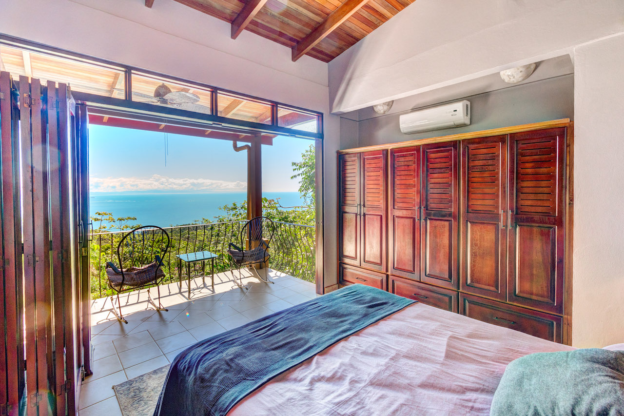 4 bed Single Family Homes For Sale in Dominical, Puntarenas - thumb 10