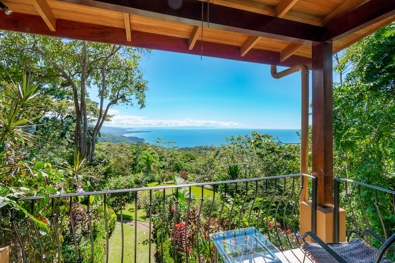 4 bed Single Family Homes For Sale in Dominical, Puntarenas - thumb 12