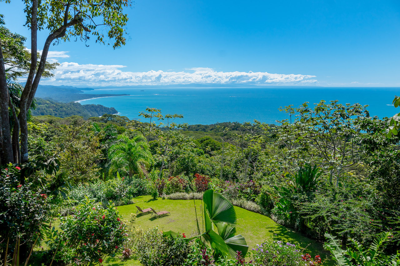 4 bed Single Family Homes For Sale in Dominical, Puntarenas - thumb 21