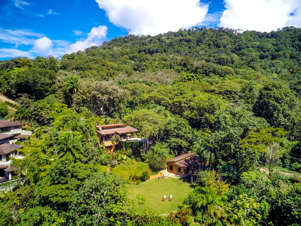 4 bed Single Family Homes For Sale in Dominical, Puntarenas - thumb 17