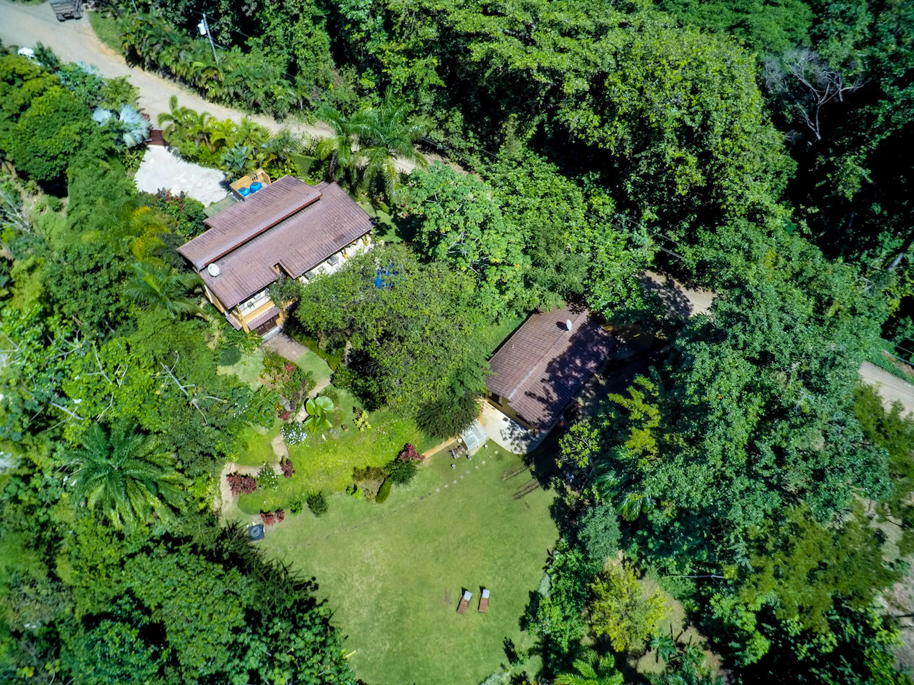 4 bed Single Family Homes For Sale in Dominical, Puntarenas - thumb 18