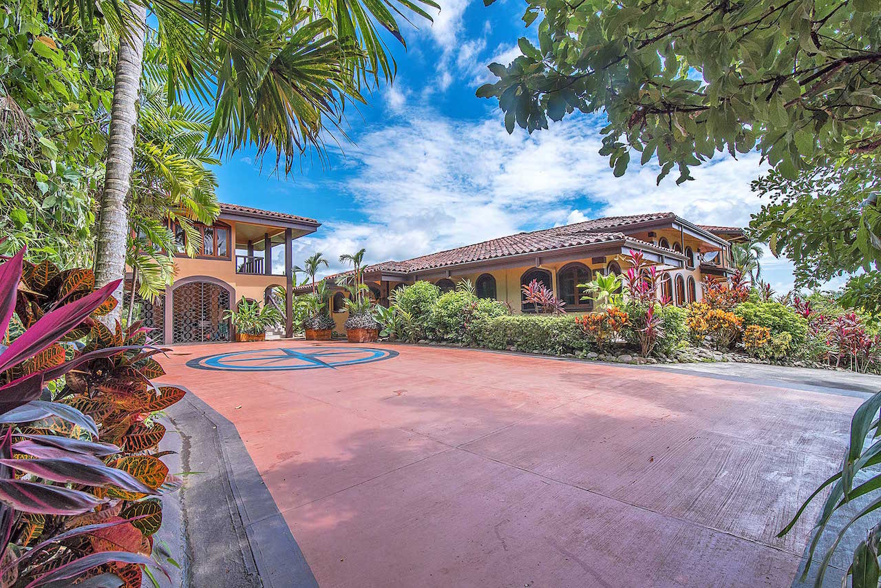9 bed Single Family Homes For Sale in Ojochal, Puntarenas - thumb 15