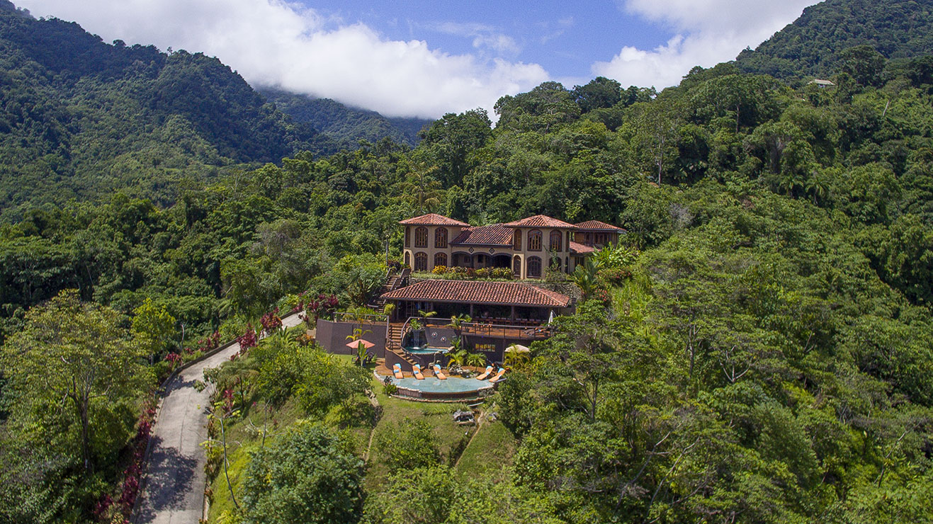 9 bed Single Family Homes For Sale in Ojochal, Puntarenas - thumb 1