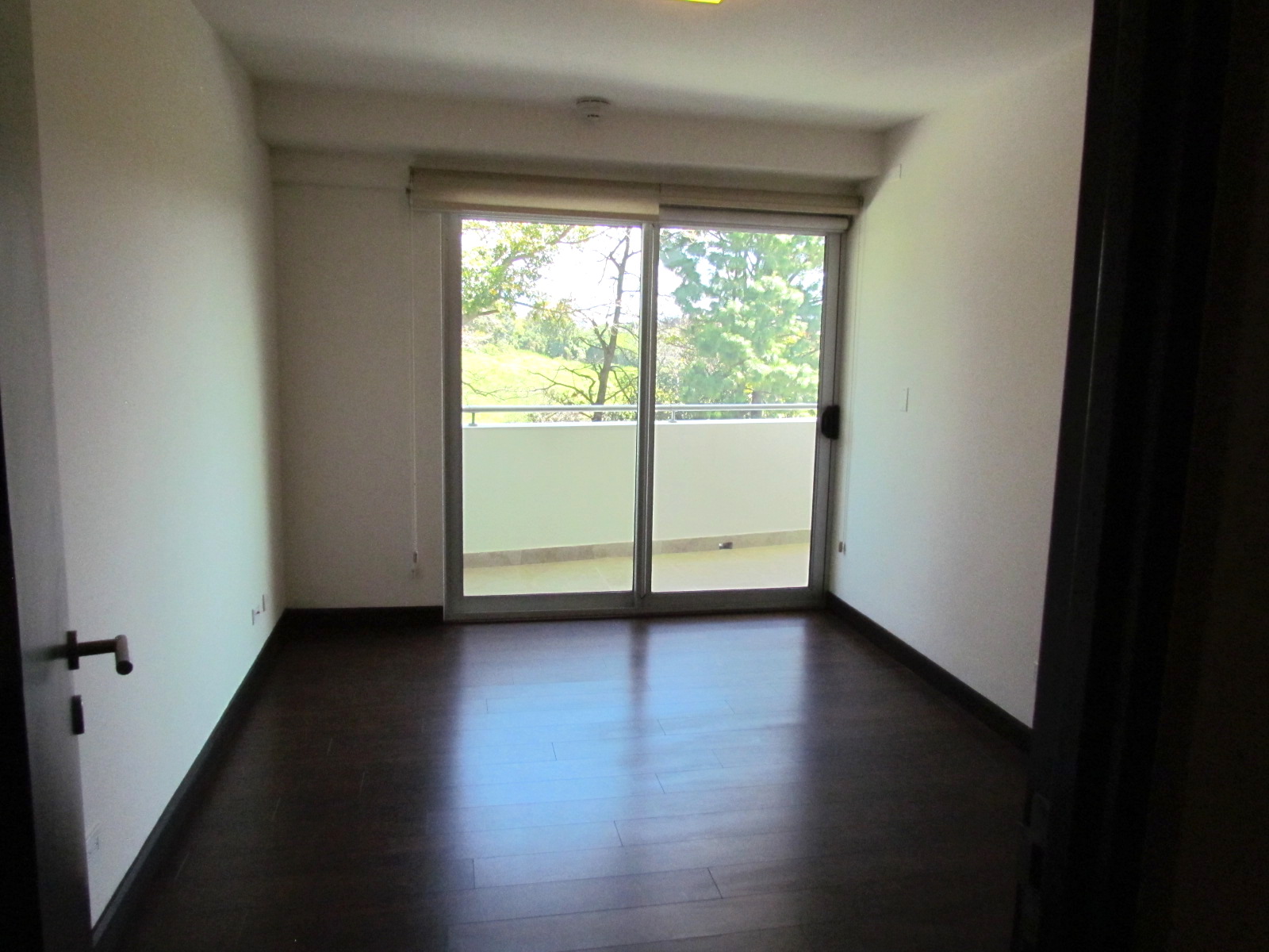 3 bed Apartment For Sale in La Uruca, San Jose - thumb 6