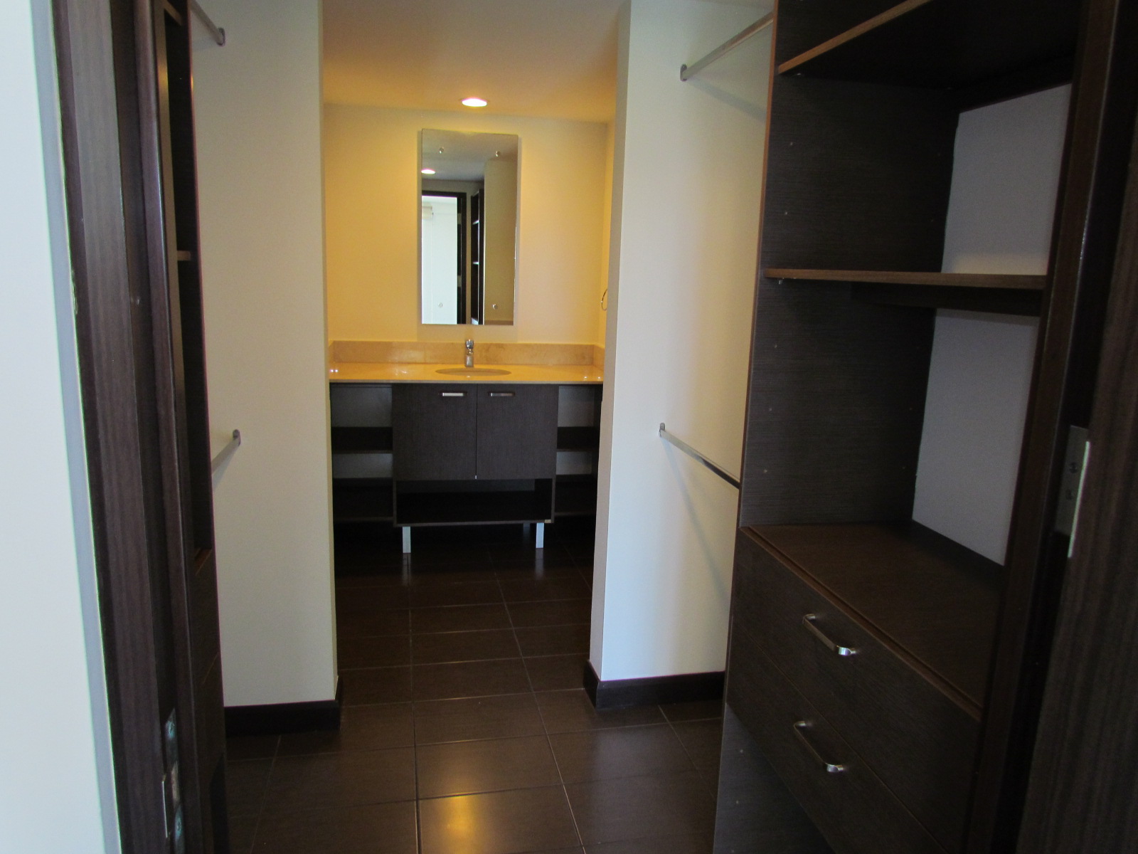 3 bed Apartment For Sale in La Uruca, San Jose - thumb 7