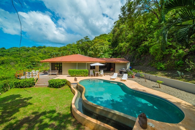 2 bed Single Family Homes For Sale in Playa Potrero, Guanacaste - thumb 16