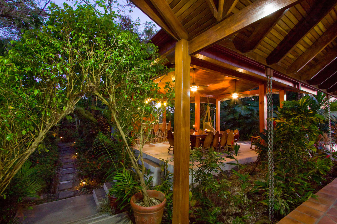 6 bed Single Family Homes For Sale in Manuel Antonio, Puntarenas - thumb 23