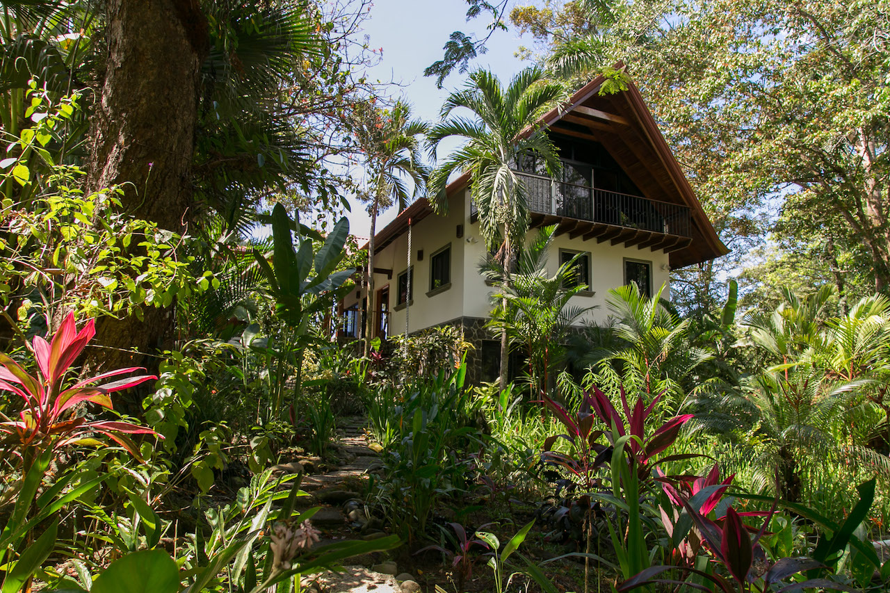 6 bed Single Family Homes For Sale in Manuel Antonio, Puntarenas - thumb 24