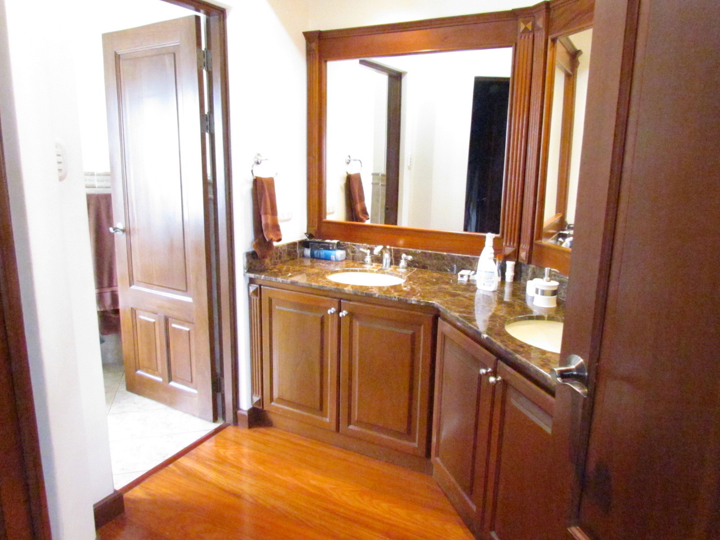 2 bed Apartment For Sale in Escazu, San Jose - thumb 8