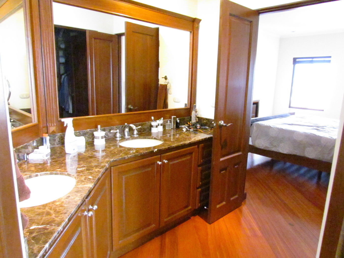 2 bed Apartment For Sale in Escazu, San Jose - thumb 9