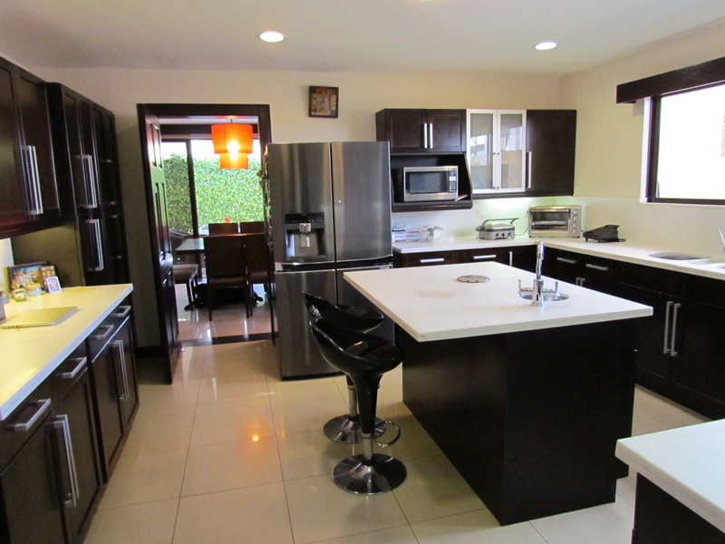 3 bed Single Family Homes For Rent in Santa Ana, San Jose - 1