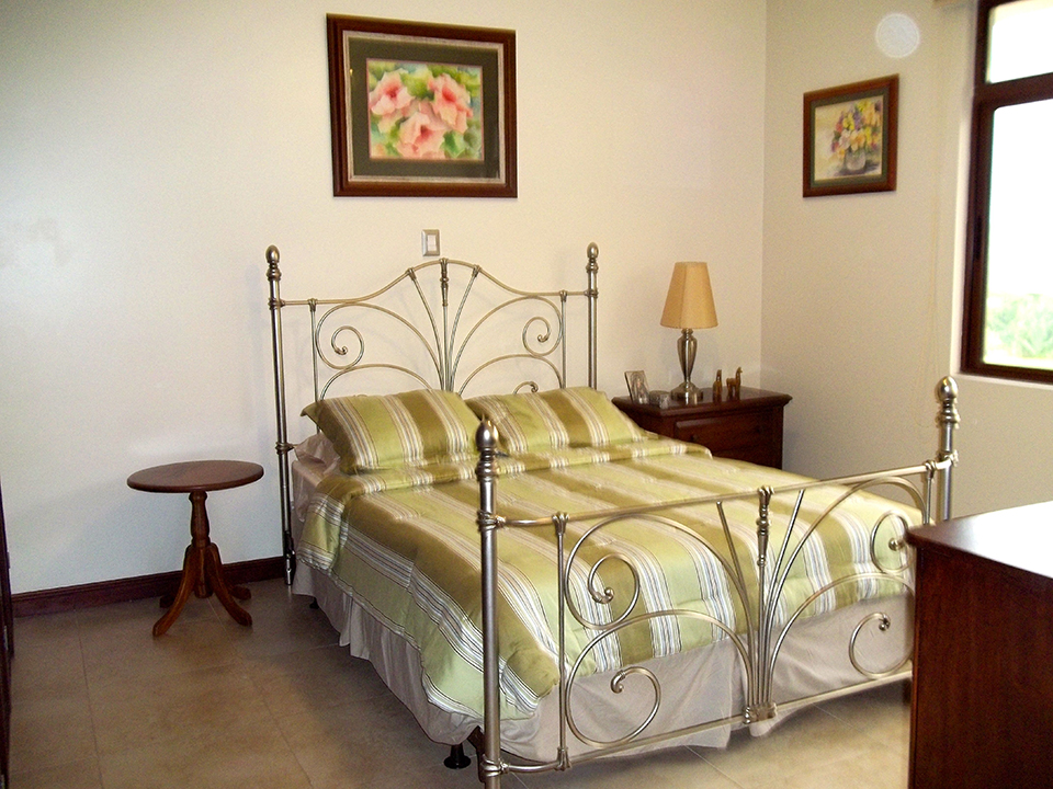 4 bed Single Family Homes For Sale in Santa Ana, San Jose - thumb 18