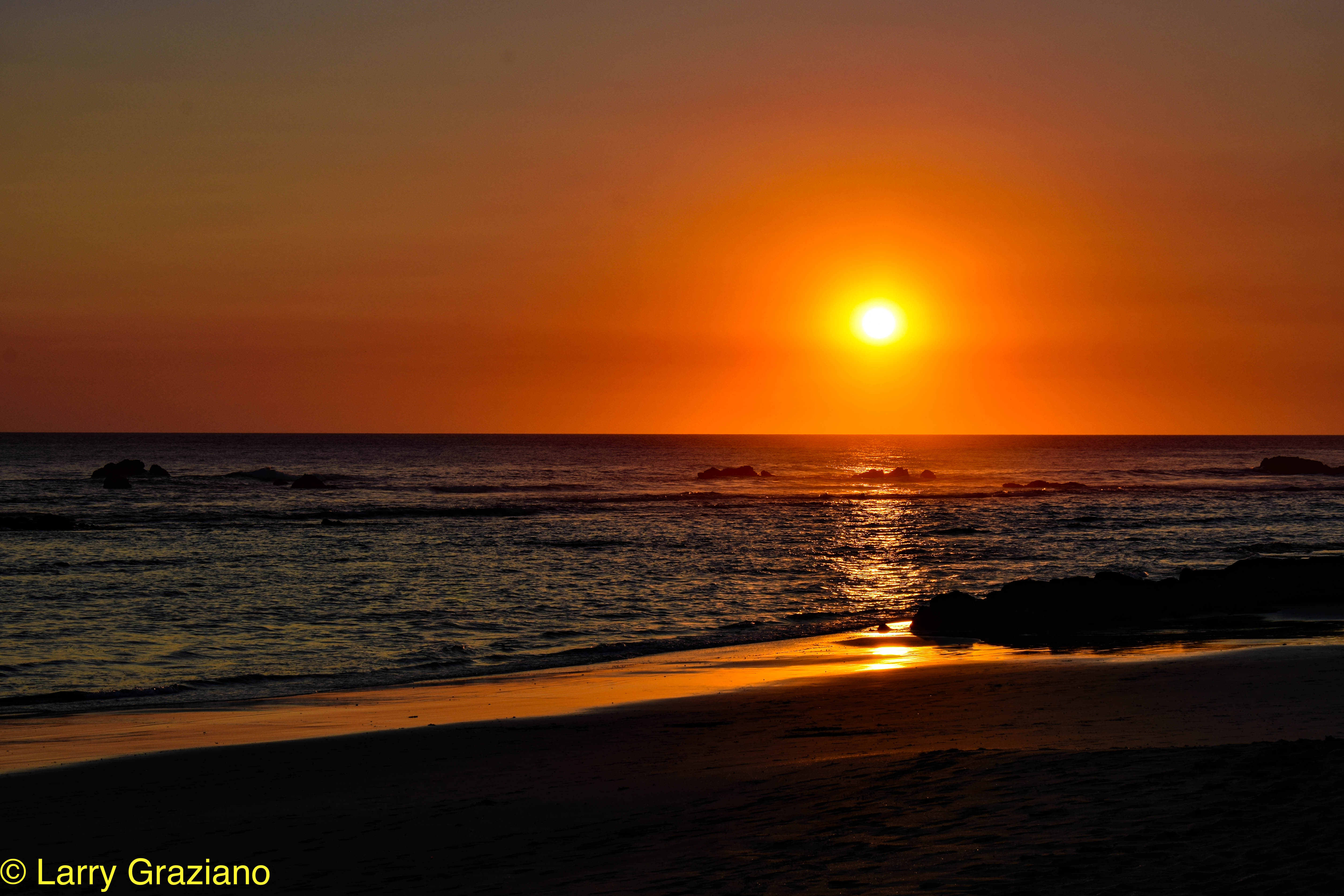 2 bed Single Family Homes For Sale in Playa Negra, Guanacaste - thumb 2