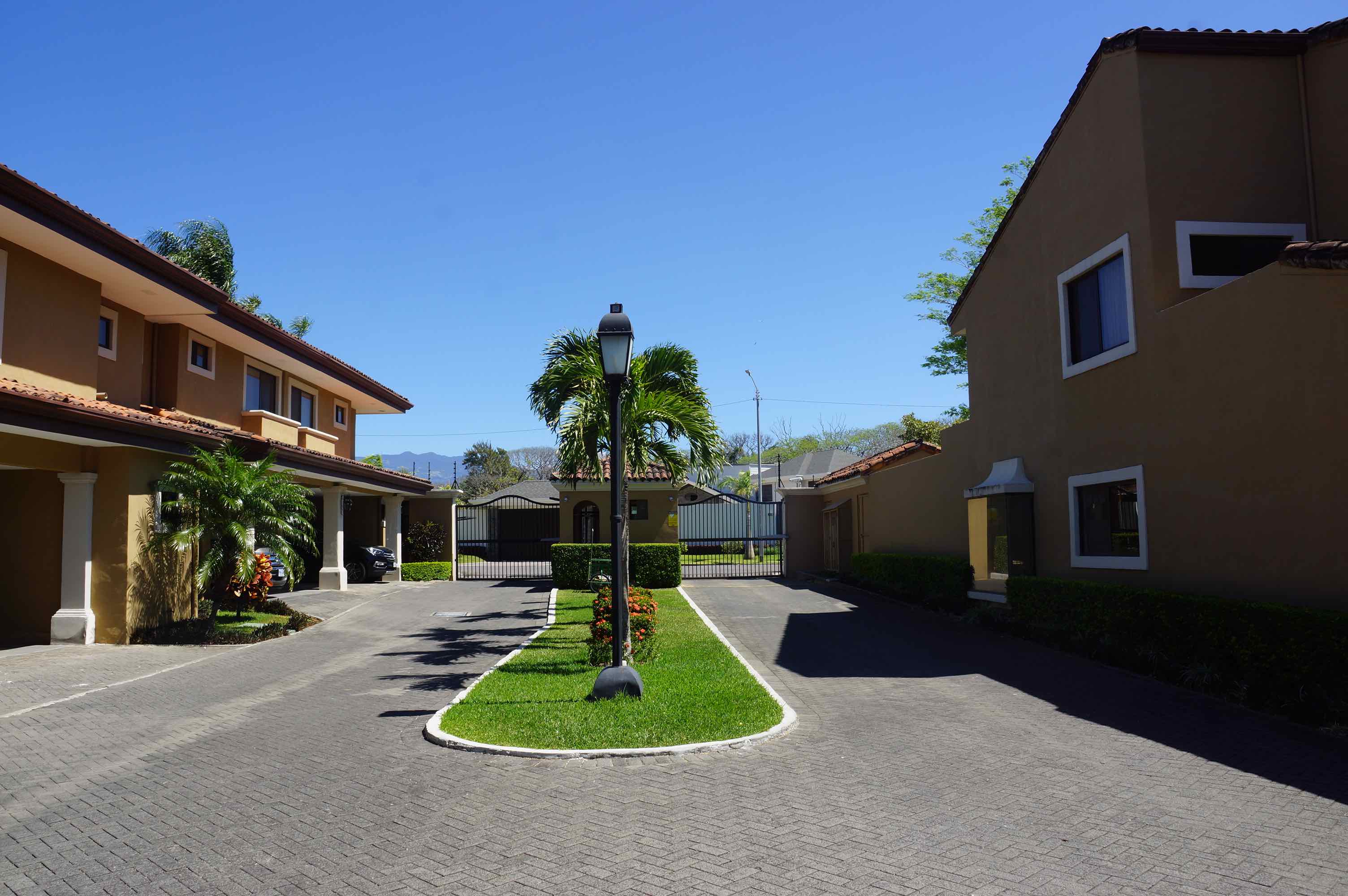 3 bed Condo For Sale in Santa Ana, San Jose - thumb 25