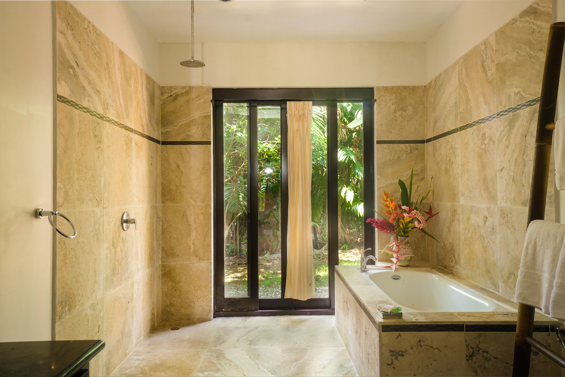 5 bed Hotel / Leisure For Sale in Uvita, Puntarenas - thumb 6