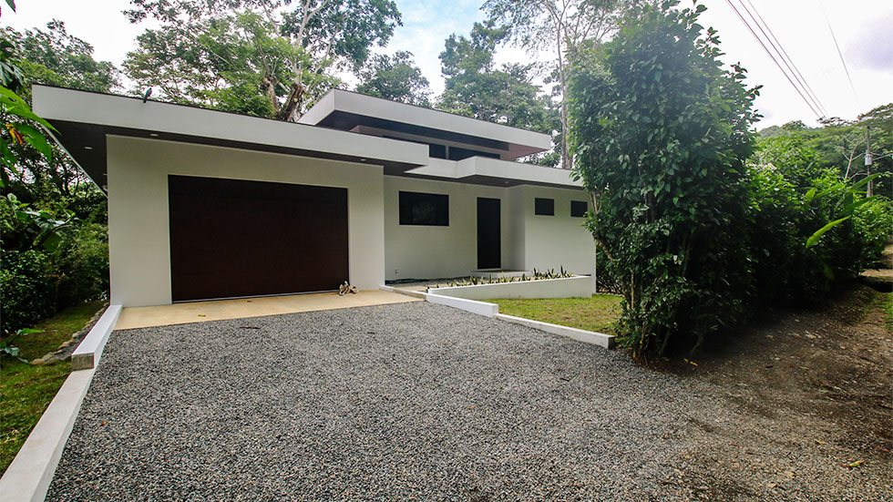 2 bed Single Family Homes For Sale in Dominical, Puntarenas - thumb 1
