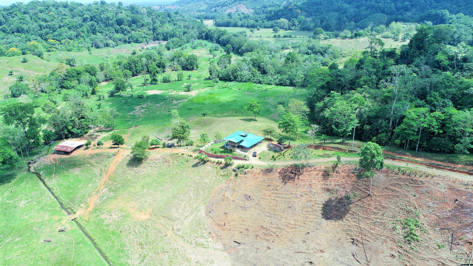 3 bed Single Family Homes For Sale in Puntarenas, Puntarenas - thumb 2