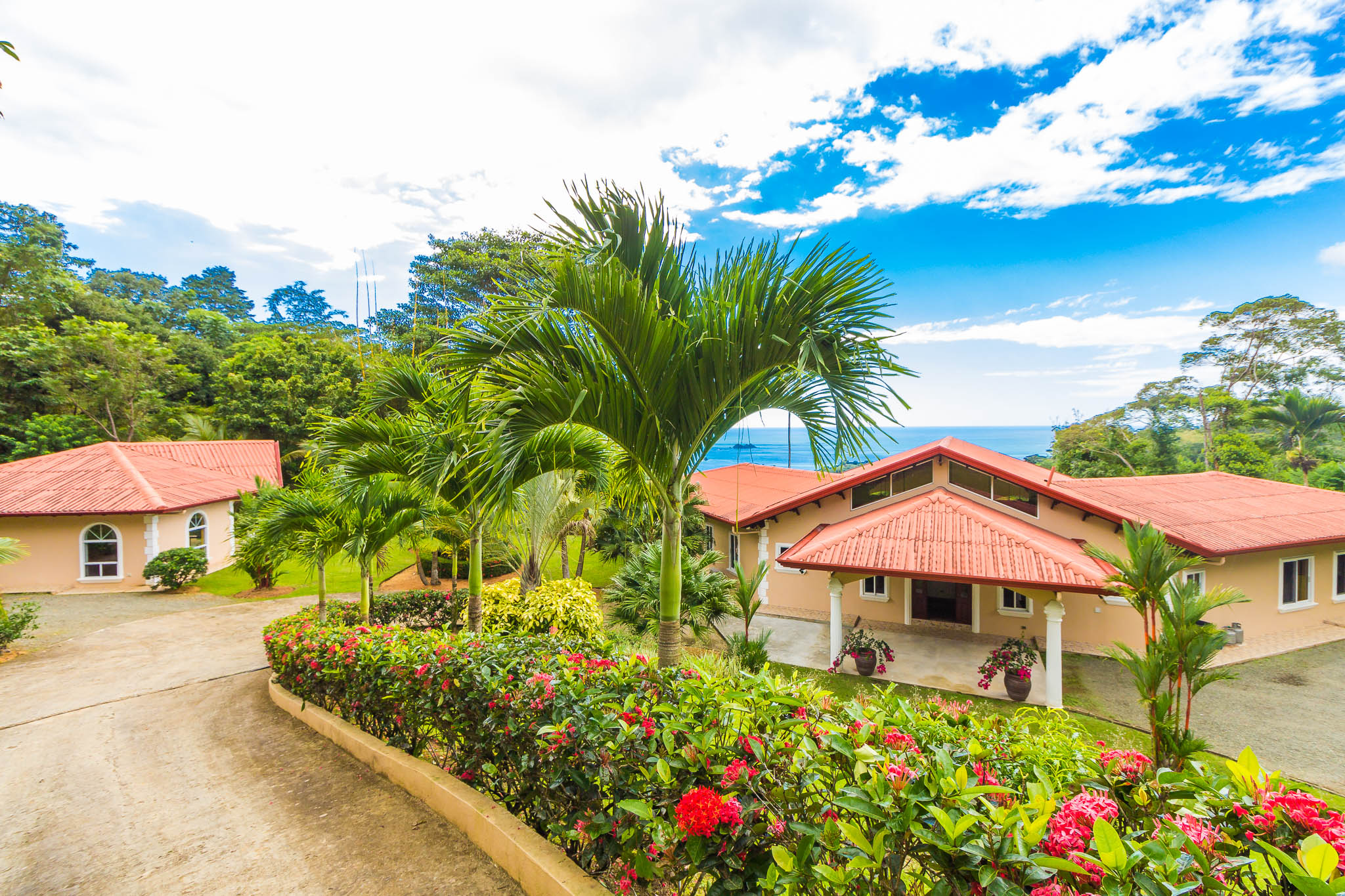 5 bed Single Family Homes For Sale in Ojochal, Puntarenas - thumb 17